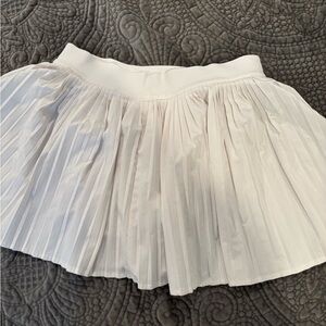 Lululemon Athletica White Mini Skater Skirt